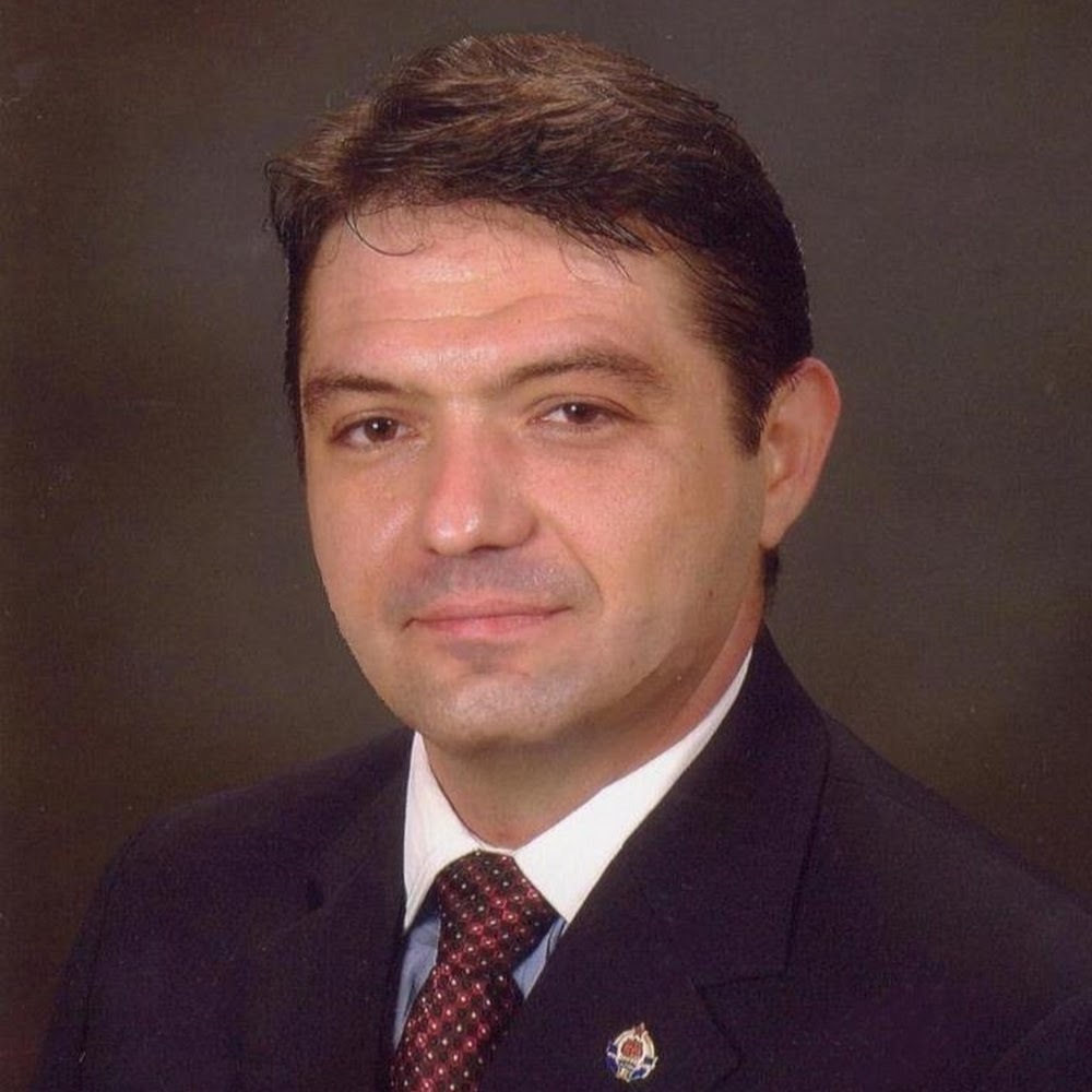 Meet your Posher, Goce